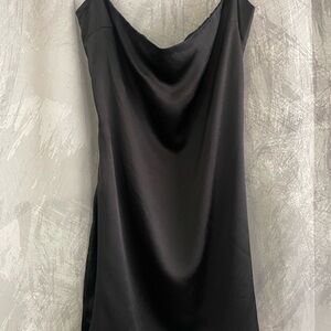 Mirror Palais Elegant Black Satin Backless Dress